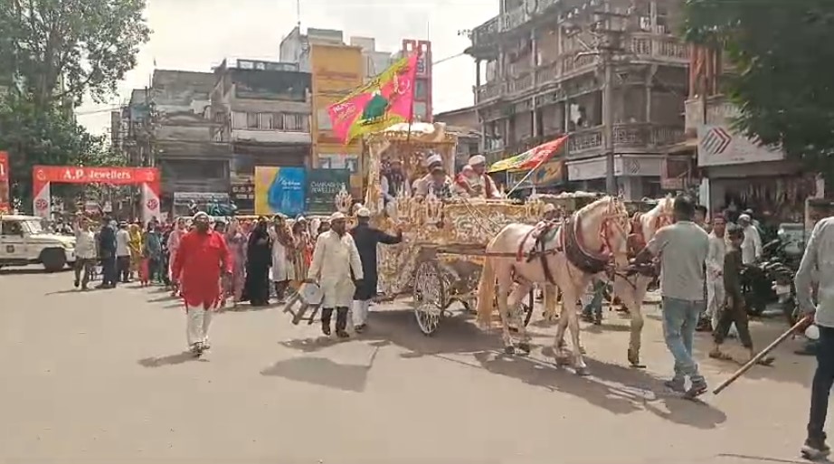 પયગમ્બર હઝરત મહમ્મદ સાહેબના જન્મદિવસે ઠેર ઠેર ઝુલુસ નીકળ્યા 