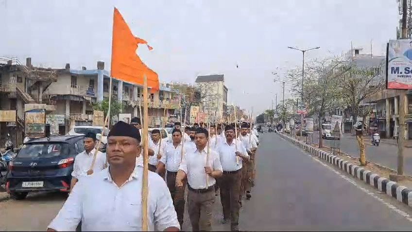 હિંમતનગરમાં વર્ષ પ્રતિપદા ઉત્સવ તેમજ ડૉ બાબા સાહેબ આંબેડકર અને ડૉ હેડગેવારજીની જન્મ જયંતીએ RSSનું પથ સંચલન