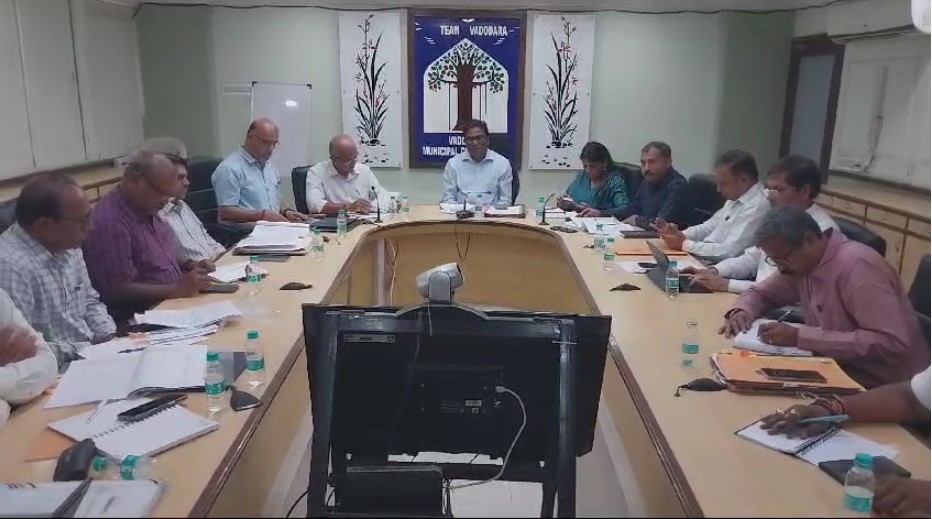 રીવ્યુ બેઠકમાં સામાન્ય સભામાં સ્મશાન બાબતે પડેલી બૂમો અંગે ચર્ચા થઈ 