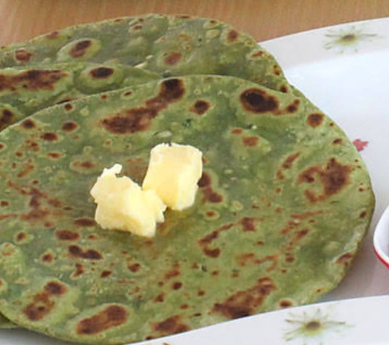 અવનવી વાનગી : પાલક પરોઠા બનાવવાની રીત