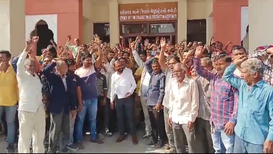 સોમા તળાવ વિસ્તારમાં કૃષ્ણનગર, ઇન્દિરાનગર તથા ઘાઘરેટીયાના રહીશોનો ઘરવિહોણા કરવાની ગેરનીતિનો વ
