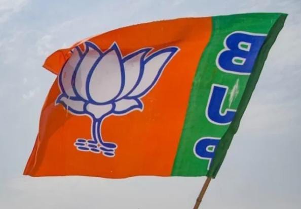 વડોદરામાં ભાજપના વિવિધ જૂથોમાં વધેલા આંતરકલહને કારણે મહિલા મહિલા મુકાશે, પૂર્વ સાંસદ રંજનબેન ભ