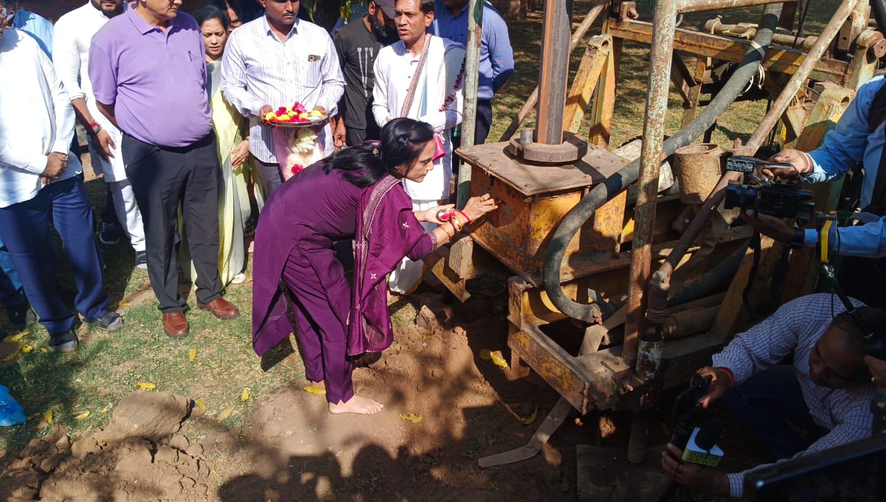 વડોદરા મહાનગરપાલિકા દ્વારા Rain Water Harvestingની કામગીરી