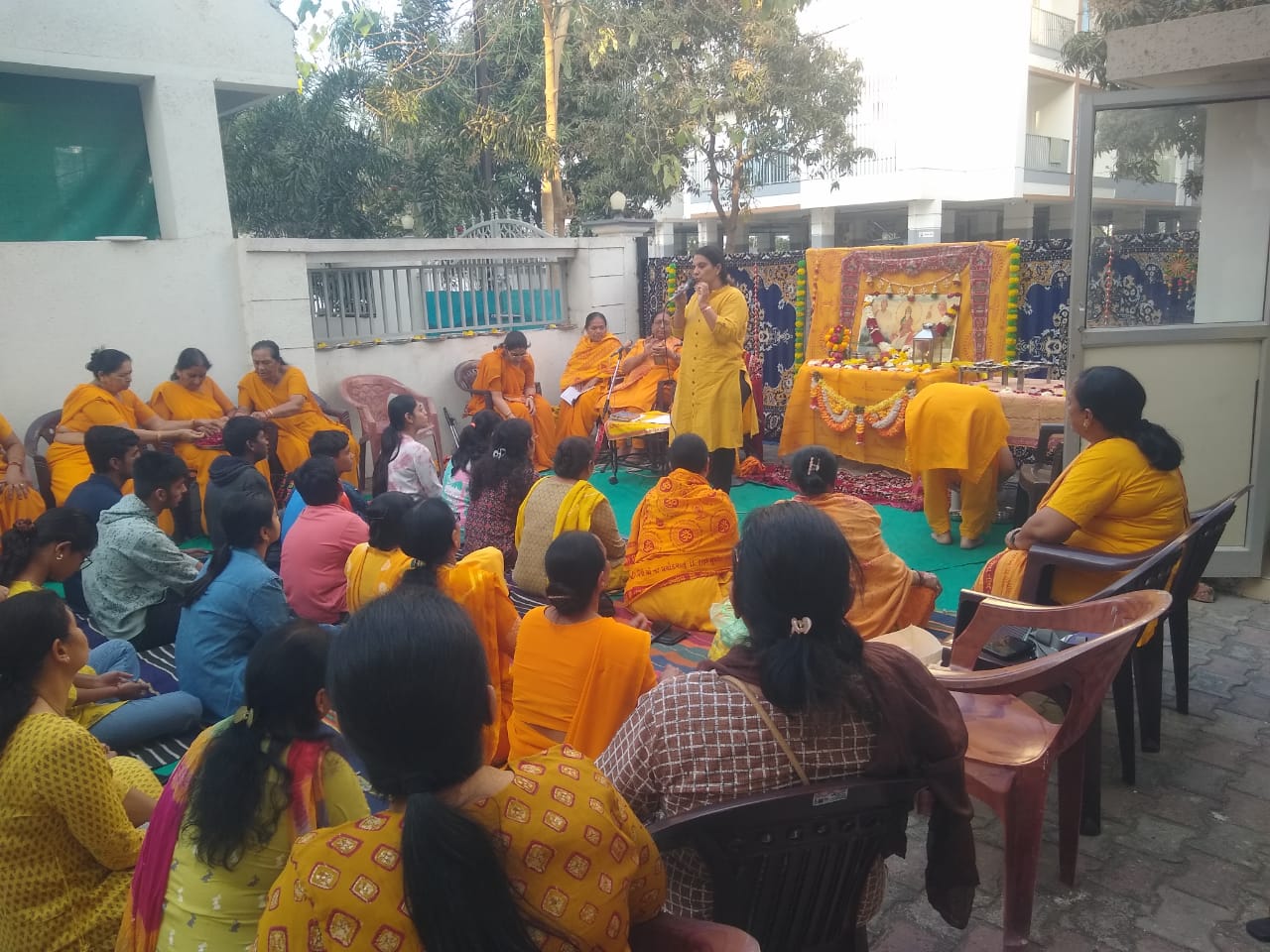 અખિલ વિશ્વ ગાયત્રી પરિવાર વડોદરા : દીપ યજ્ઞ સાથે વિધાર્થીઓને માર્ગદર્શન આશીર્વાદ
