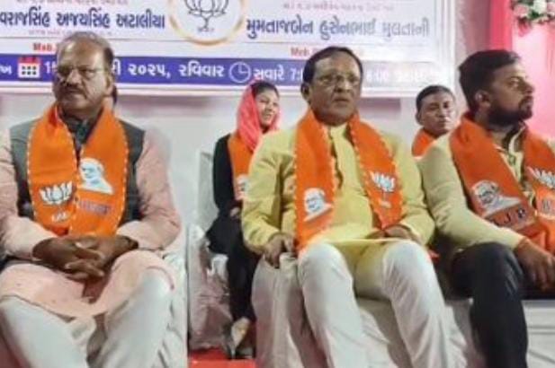 ભાજપાના ઉમેદવારોને મત નહિ આપો અને દગો કર્યો તો મકાનો તોડી પાડીશું:  સતીષ પટેલ