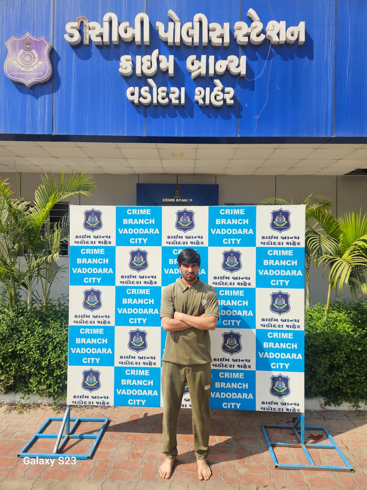 નાસતા ફરતા આરોપી સહેજાદ ઉર્ફે પીપોડીને પોલીસે ઝડપ્યો 